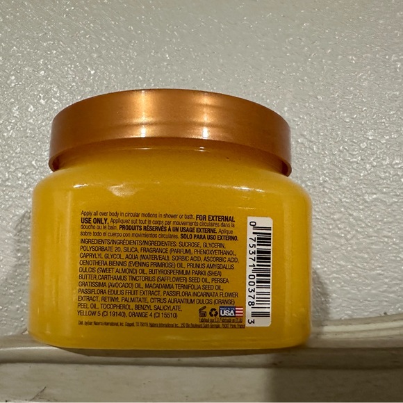 Tree Hut Scrub Passionfruit Sol - Picture 2 of 3